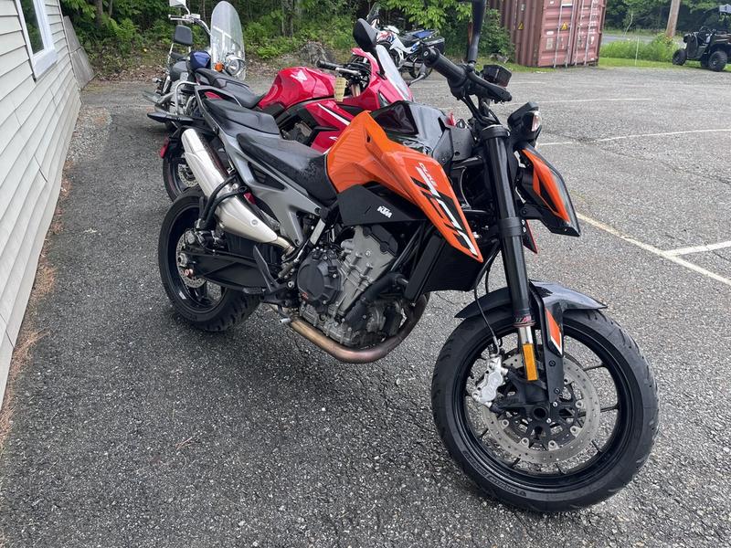 2023 KTM 790 Duke Motorcycle / Scooter